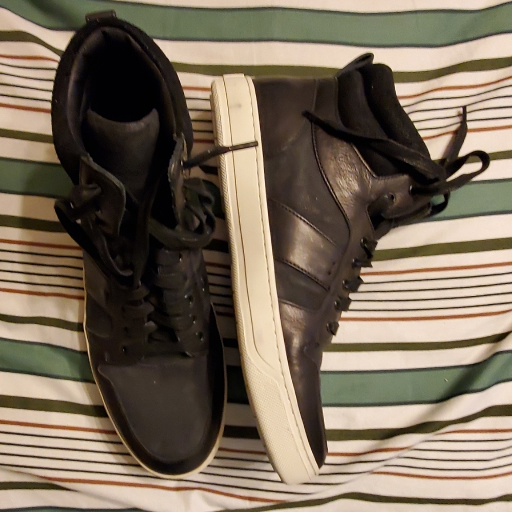 Vince sneakers. 3 pairs brand new.